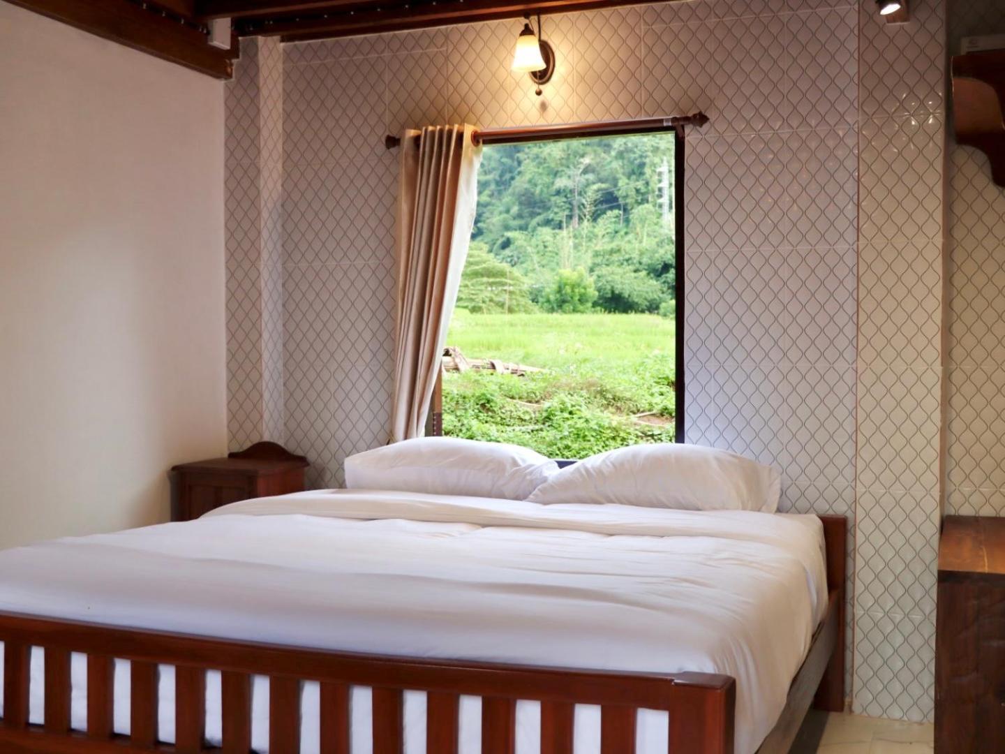 Ban Kaew Mo Ra Glamping & Restaurant Hotell Pang Mapha Eksteriør bilde