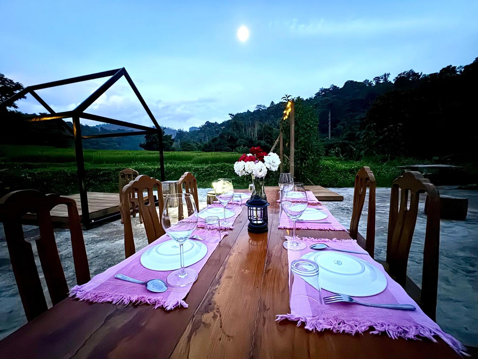 Ban Kaew Mo Ra Glamping & Restaurant Hotell Pang Mapha Eksteriør bilde
