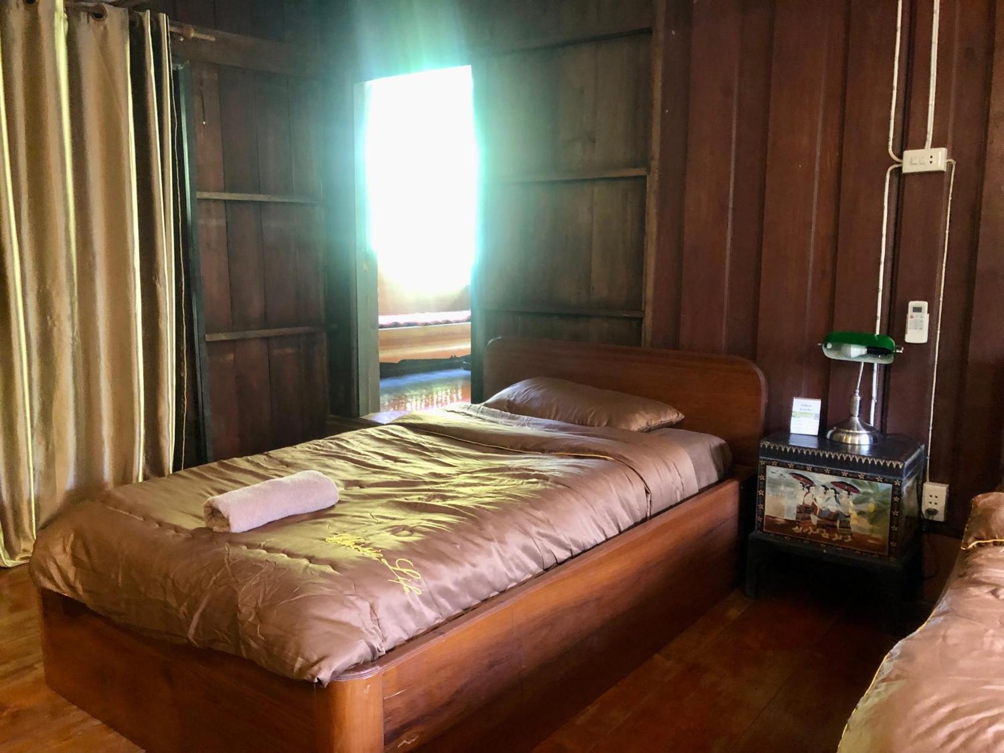 Ban Kaew Mo Ra Glamping & Restaurant Hotell Pang Mapha Eksteriør bilde