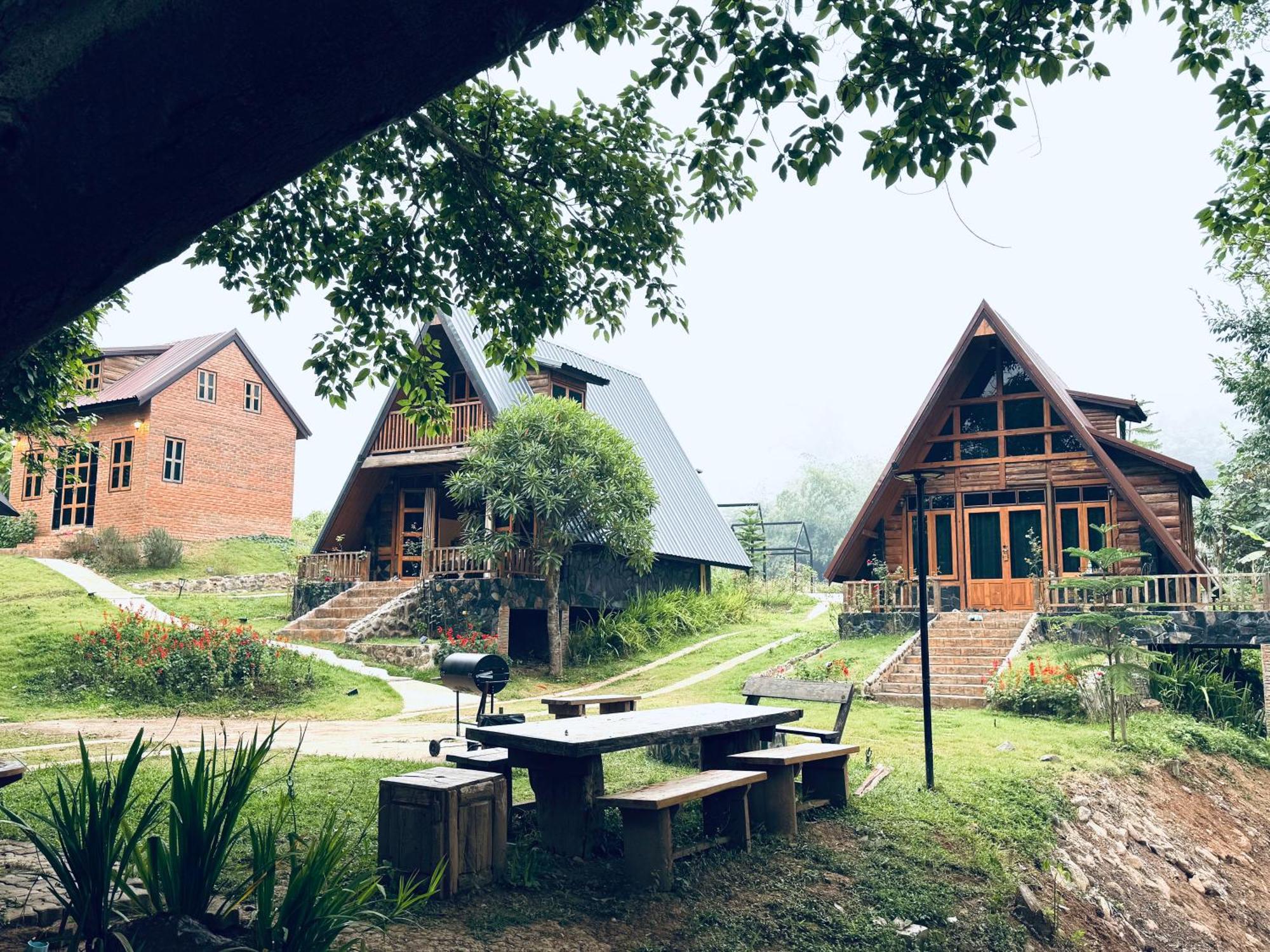 Ban Kaew Mo Ra Glamping & Restaurant Hotell Pang Mapha Eksteriør bilde