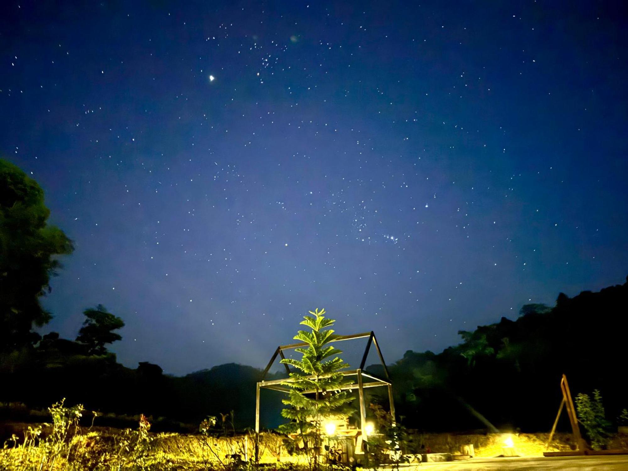 Ban Kaew Mo Ra Glamping & Restaurant Hotell Pang Mapha Eksteriør bilde